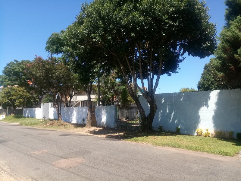 imóvel com 400m² - Fazendinha - Curitiba