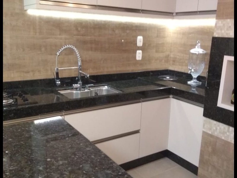 Casa à venda Parque Bandeirantes com 185m² e 3 quartos por R$ 580.000 - 1027348365-cozinha-gourmet.jpeg