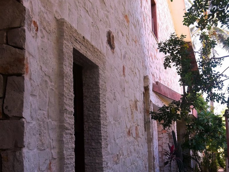 Comercial à venda Vilas do Atlantico com 490m² e  quartos por R$ 1.200.000 - 1029337707-239e899670d0d1d-a-nw-p.jpeg