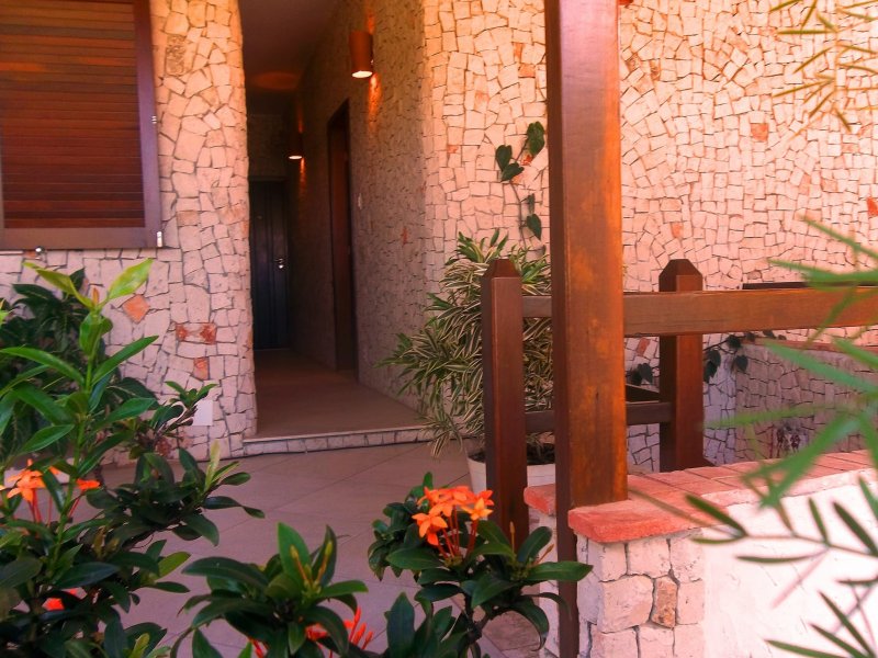 Comercial à venda Vilas do Atlantico com 490m² e  quartos por R$ 1.200.000 - 1980229193-32f288b50edb3f8-a-nw-p.jpeg