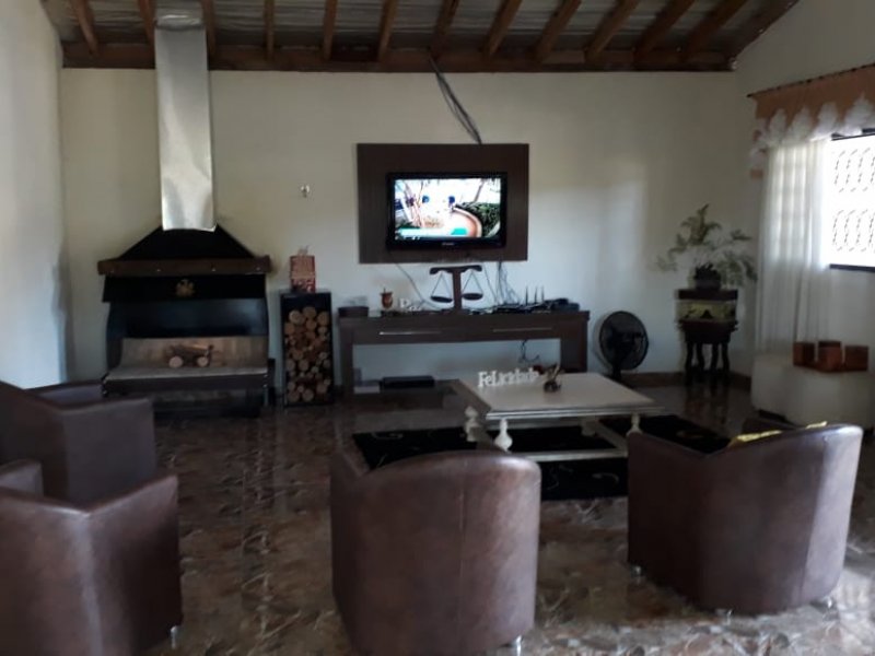 imóvel com 1235m² - Country R. Félix - Bom Jesus dos Perdões