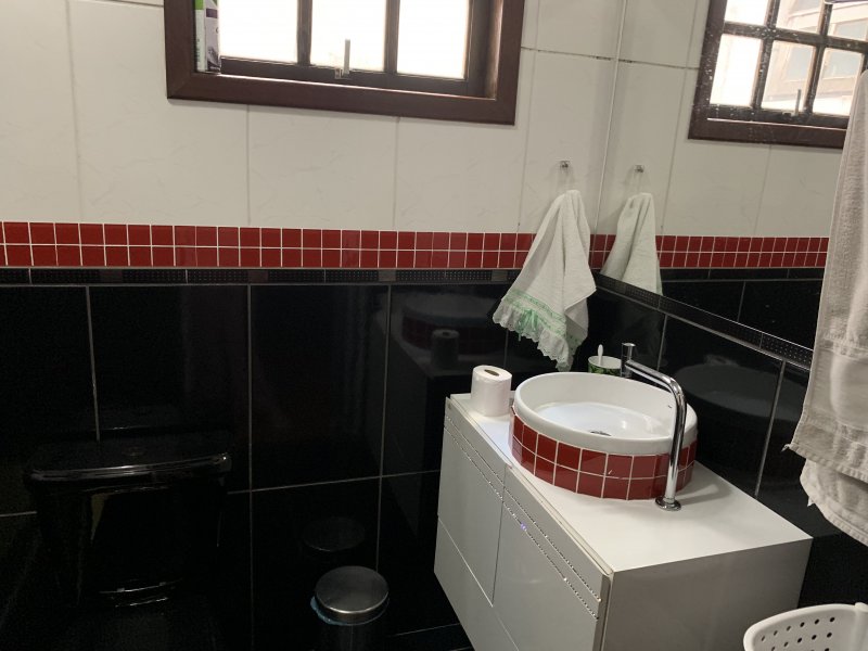 Casa à venda Vila Carmosina com 564m² e 3 quartos por R$ 700 - 1188498812-328700e1-707d-4a19-849a-f0f41f8442a0.jpeg