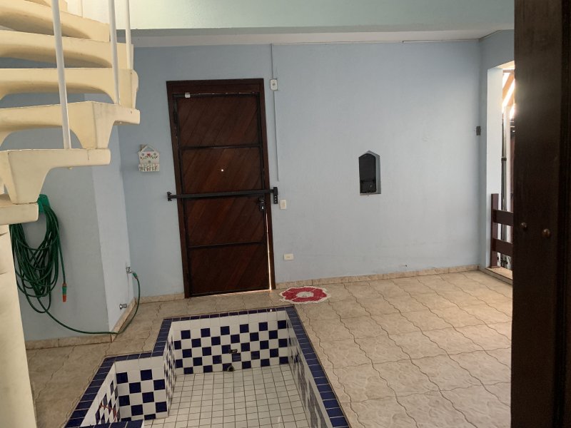 Casa à venda Vila Carmosina com 564m² e 3 quartos por R$ 700 - 236530111-1bf3b68e-dc15-4a5b-87f5-0eda16c2af8f.jpeg