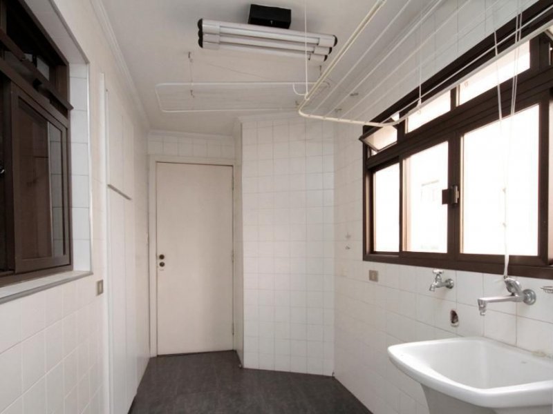 Apartamento à venda Vila Regente Feijó com 134m² e 3 quartos por R$ 800.000 - 18600717-lavanderia.jpg