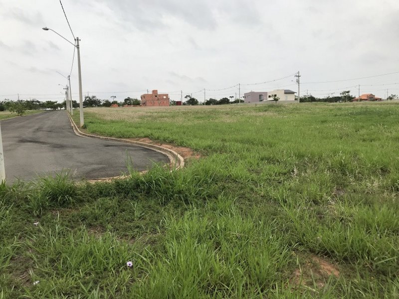 imóvel com 565m² - Centro - Rio das Pedras