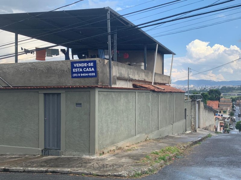 Casa à venda São Tomaz com 300m² e 3 quartos por R$ 480.000 - 564571379-whatsapp-image-2020-03-18-at-14.jpeg