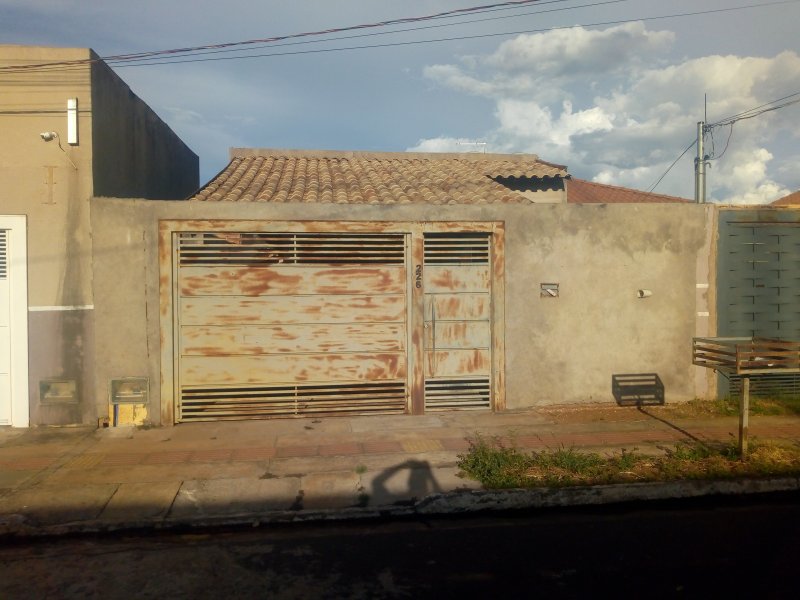 Casa à venda Jardim Los Angeles com 192m² e 2 quartos por R$ 170.000 - 833649366-img-20200318-163938143.jpg