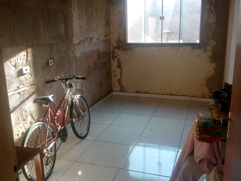 Casa à venda Jardim Los Angeles com 192m² e 2 quartos por R$ 170.000 - 973862761-img-20200318-164206859.jpg