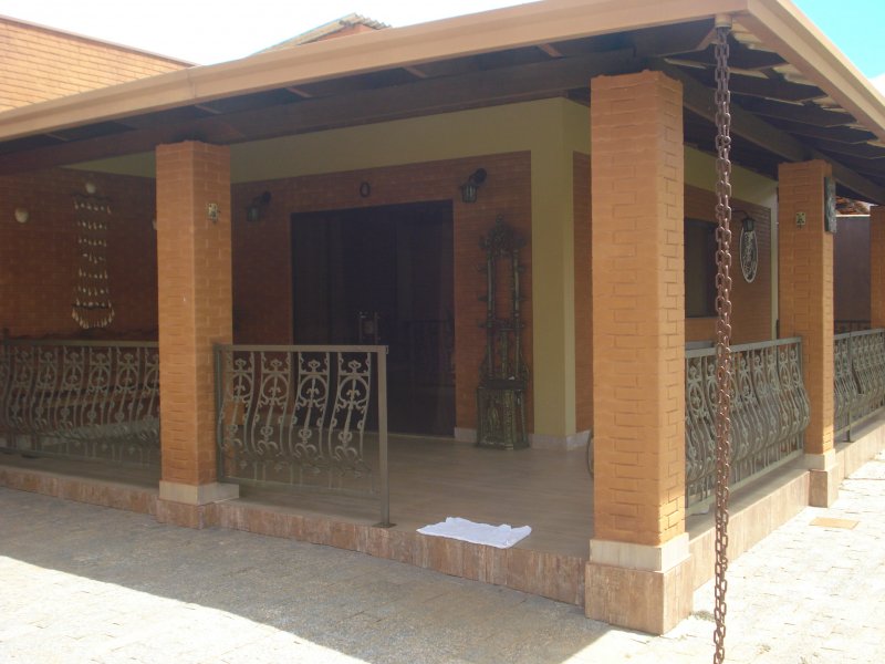 Kitnet à venda CA 9 (Centro de Atividades) com 26m² e 1 quarto por R$ 245.000 - 1025376248-casa-principal-entrada-01.JPG