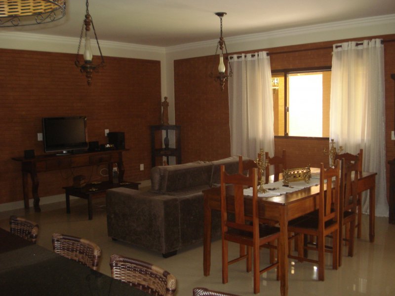 Kitnet à venda CA 9 (Centro de Atividades) com 26m² e 1 quarto por R$ 245.000 - 1106972694-sala-vista-02.JPG