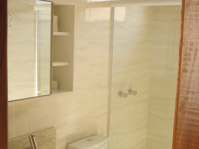 Kitnet à venda CA 9 (Centro de Atividades) com 26m² e 1 quarto por R$ 245.000 - 228898578-banheiro-social.JPG