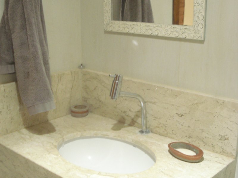 Kitnet à venda CA 9 (Centro de Atividades) com 26m² e 1 quarto por R$ 245.000 - 261446822-lavabo.JPG