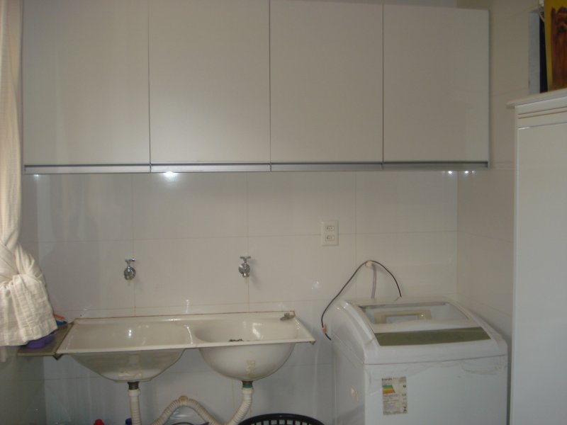 Kitnet à venda CA 9 (Centro de Atividades) com 26m² e 1 quarto por R$ 245.000 - 465879713-area-de-servico.JPG