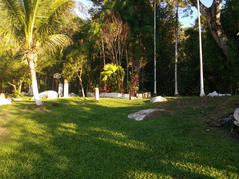 imóvel com 500m² - Centro - Pedro de Toledo