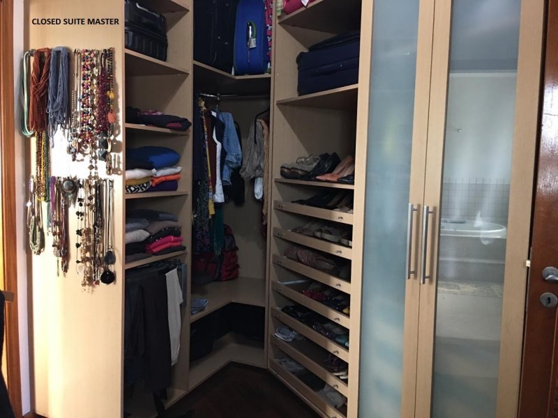 Casa de condomínio à venda Adalgisa com 364m² e 4 quartos por R$ 1.400.000 - 1917680786-closed-suite-master.JPG