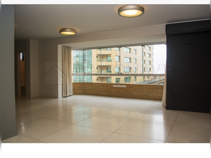 Apartamento à venda Centro com 170m² e 4 quartos por R$ 1.600.000 - 16a512a2-b22f-4ab2-98f7-431e03c924e7.jpeg