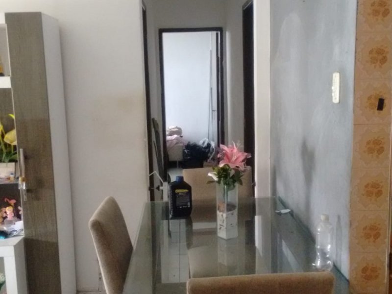 Apartamento à venda Ramos com 60m² e 2 quartos por R$ 200.000 - 1040698668-img-20200410-wa0022.jpg