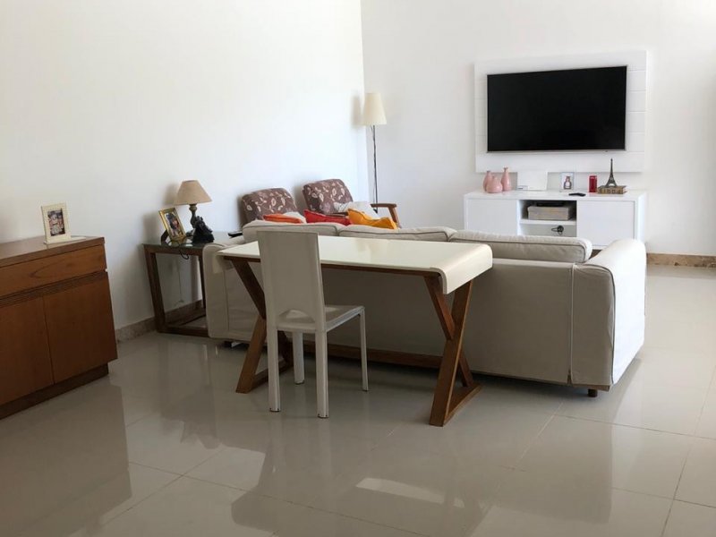 Casa de condomínio à venda Centro com 300m² e 4 quartos por R$ 785.000 - 1773825929-67c46122-3297-4200-959e-52da7ae06ee7.jpeg