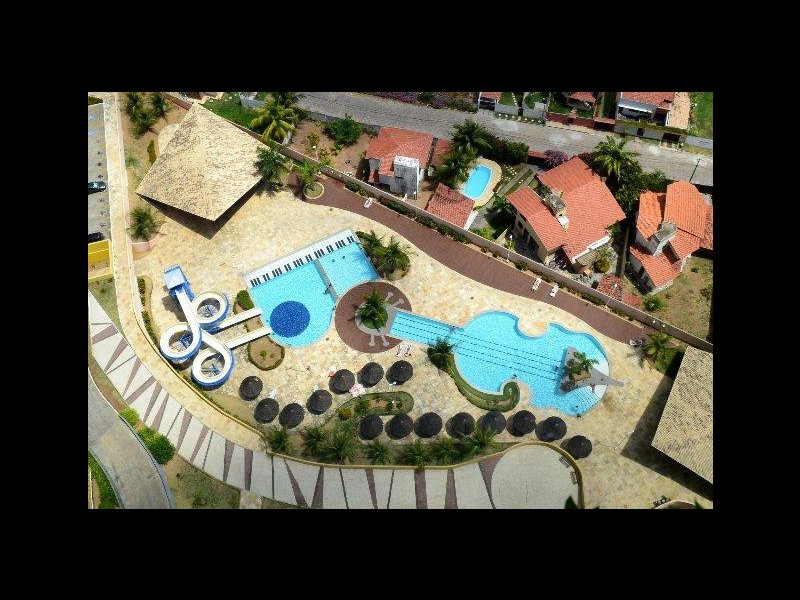 Apartamento à venda Vila de Ponta negra com 96m² e 3 quartos por R$ 290.000 - 456157892-piscinas.jpg