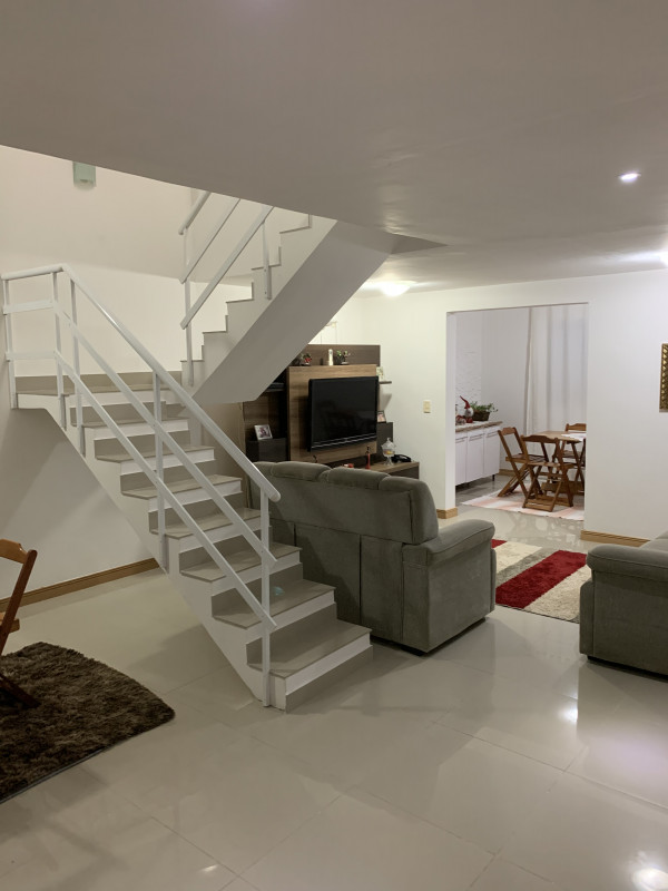 Casa de condomínio à venda Vargem Pequena com 193m² e 3 quartos por R$ 820.000 - 1399933062-c691d899-38bb-4794-bbe2-7c391dc89f3c.jpeg