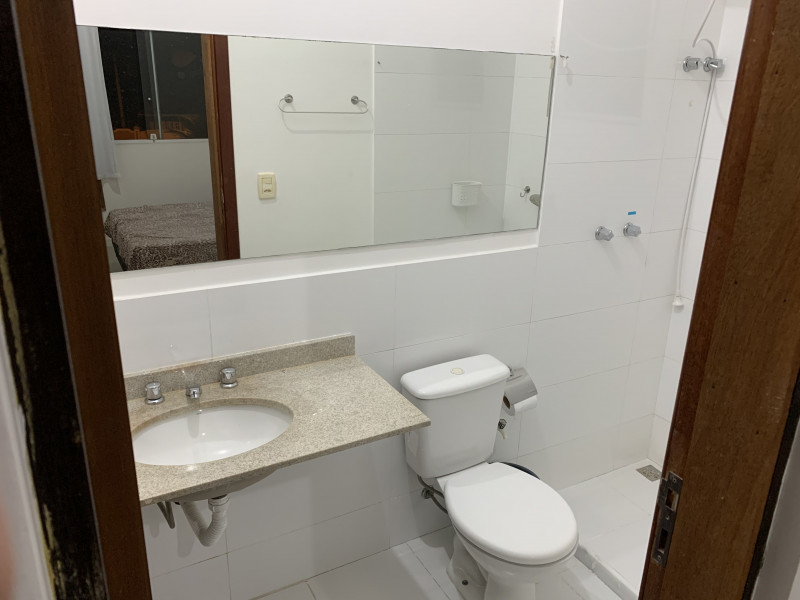 Casa de condomínio à venda Vargem Pequena com 193m² e 3 quartos por R$ 820.000 - 1695273210-20b3fe35-dfaa-4a88-a7d5-6e95cd5d0bb5.jpeg