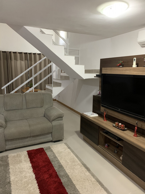 Casa de condomínio à venda Vargem Pequena com 193m² e 3 quartos por R$ 820.000 - 1815162238-a6aafafc-0c78-40e0-9f6e-3dcd58e3ef9c.jpeg