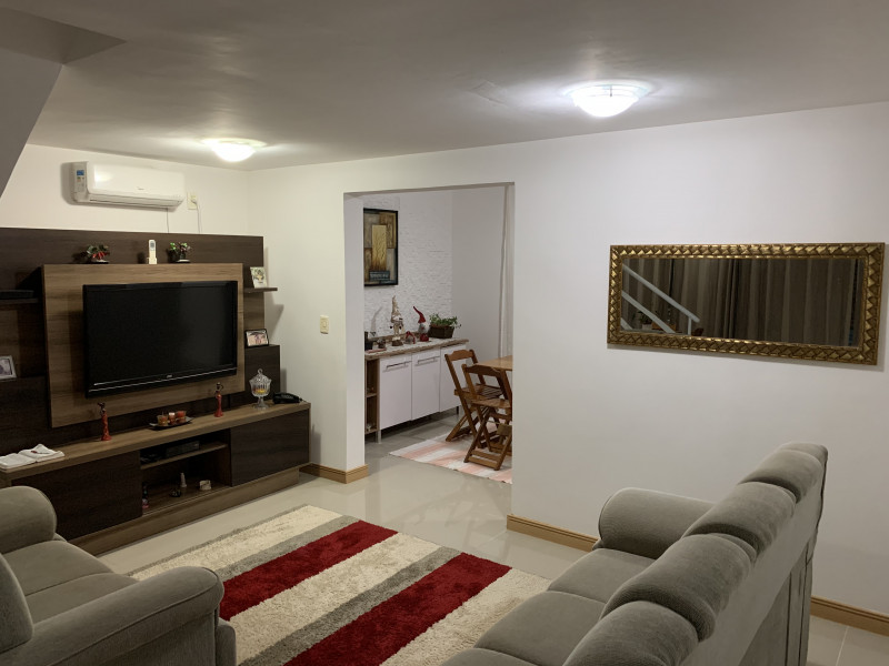 Casa de condomínio à venda Vargem Pequena com 193m² e 3 quartos por R$ 820.000 - 1920627605-a5ab1678-74b3-4065-b879-34ddfe505eff.jpeg