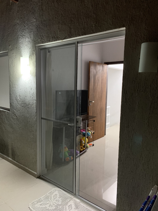 Casa de condomínio à venda Vargem Pequena com 193m² e 3 quartos por R$ 820.000 - 282915396-6b37ed84-d1a4-48bd-a9cc-0bedece0328c.jpeg