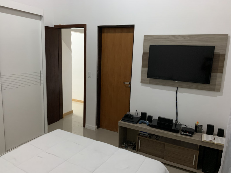 Casa de condomínio à venda Vargem Pequena com 193m² e 3 quartos por R$ 820.000 - 678551354-e6ba3e2d-993f-4fe8-85fa-13d78400d573.jpeg