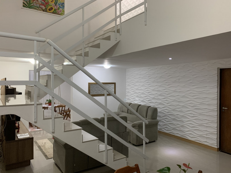 Casa de condomínio à venda Vargem Pequena com 193m² e 3 quartos por R$ 820.000 - 958740859-b0fd85c8-d232-46a4-ae64-68b54ba6b1ca.jpeg