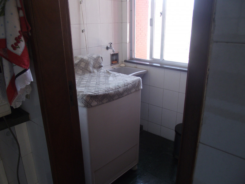 Apartamento à venda Méier com 71m² e 3 quartos por R$ 390.000 - 800x600-1060837290-area-servico-1.jpeg