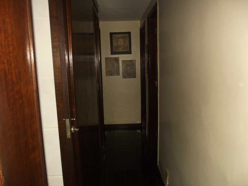 Apartamento à venda Méier com 71m² e 3 quartos por R$ 390.000 - 800x600-291224328-corredor-interno-1.jpeg