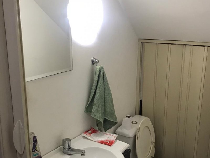 Casa de condomínio à venda Vila Domitila com 105m² e 2 quartos por R$ 400.000 - 1199184223-lavabo.jpg
