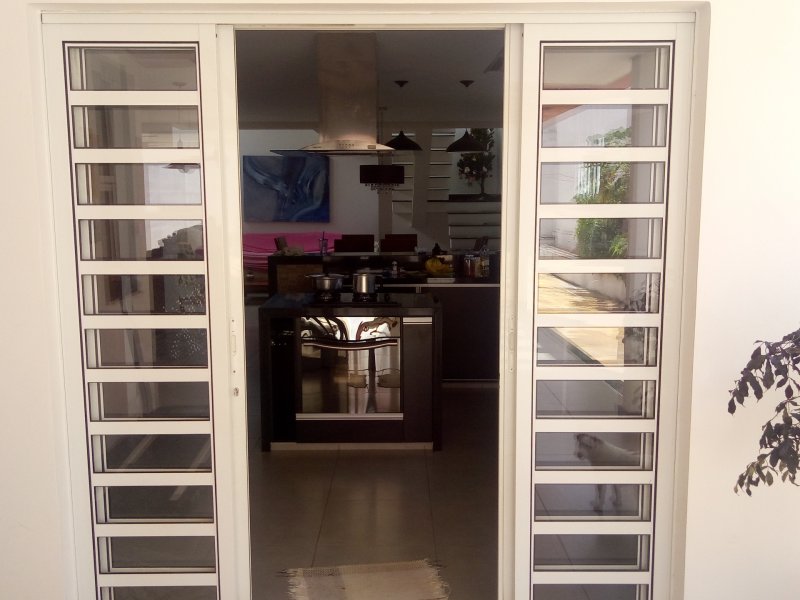 Casa à venda Braúnas com 335m² e 4 quartos por R$ 990.000 - 412535726-p-20200105-114717.jpg