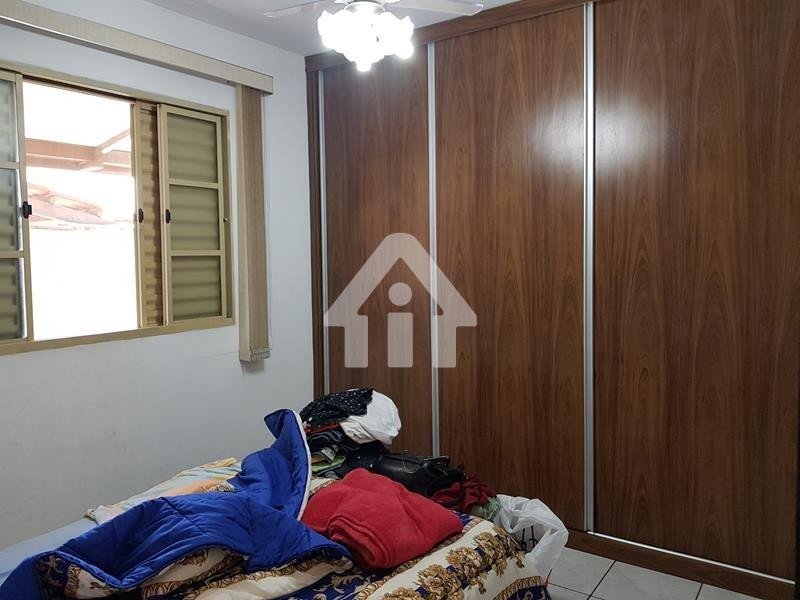 Casa à venda São Pedro com 240m² e 2 quartos por R$ 225.000 - 1981429647-alfredo-foto-5.jpg