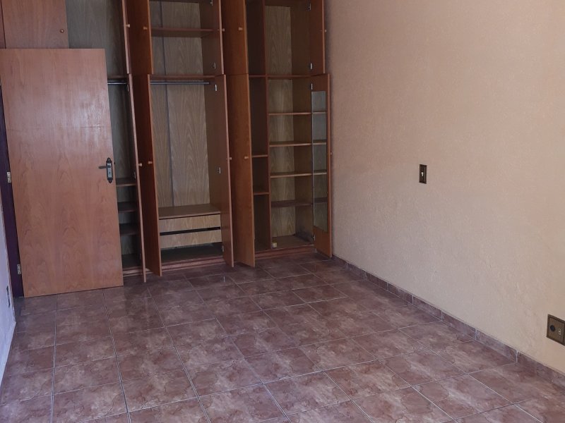 Casa à venda Taquaral com 351m² e 3 quartos por R$ 850.000 - 2029091787-img-20200326-123336059.jpg