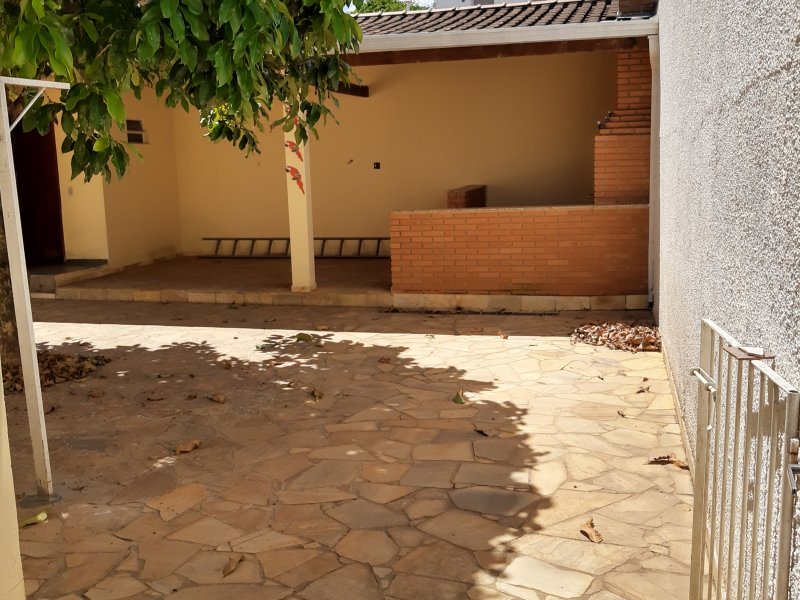 Casa à venda Taquaral com 351m² e 3 quartos por R$ 850.000 - 57487891-img-20200326-123441692-hdr.jpg