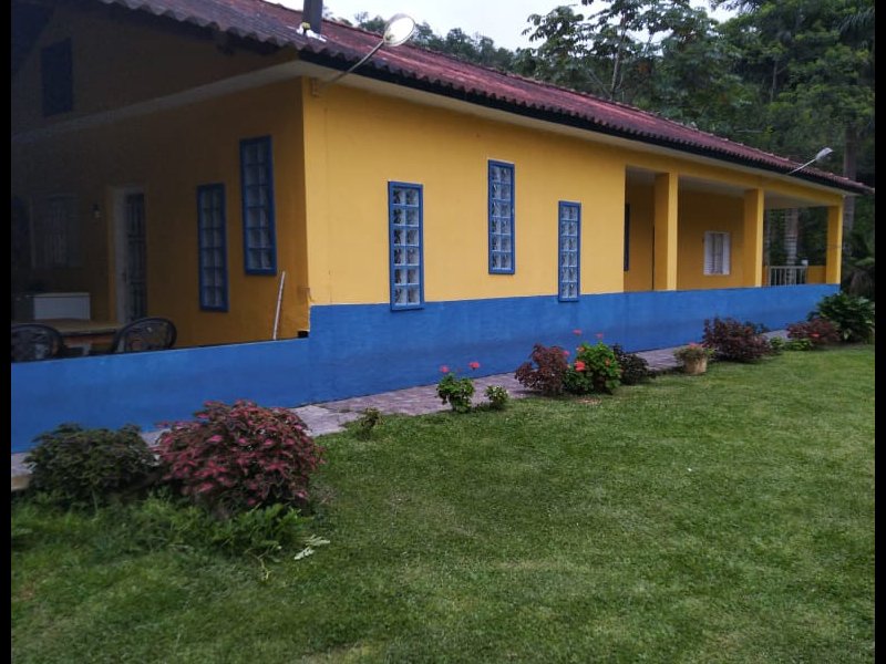 imóvel com 100m² - Centro - Pedro de Toledo
