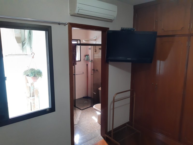 Casa à venda Vila São José com 278m² e 4 quartos por R$ 950.000 - 1245891147-suite-superior-3.jpg