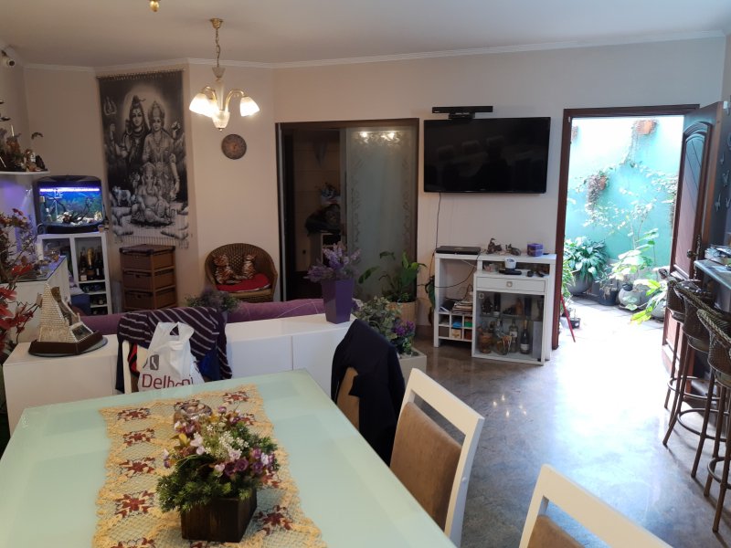 Casa à venda Vila São José com 278m² e 4 quartos por R$ 950.000 - 252745930-vista-geral-sala-jantar-sala-estar-balcao-cozinha-acesso-sala-tv-e-acesso-quintal.jpg
