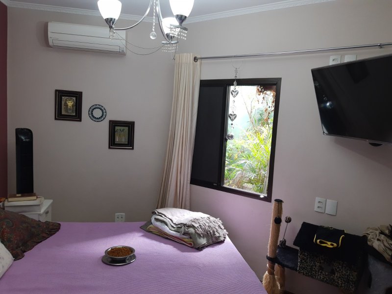 Casa à venda Vila São José com 278m² e 4 quartos por R$ 950.000 - 422041071-suite-principal-1.jpg