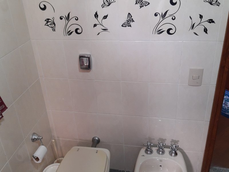 Casa à venda Vila São José com 278m² e 4 quartos por R$ 950.000 - 459261752-banheiro-suite-superior.jpg