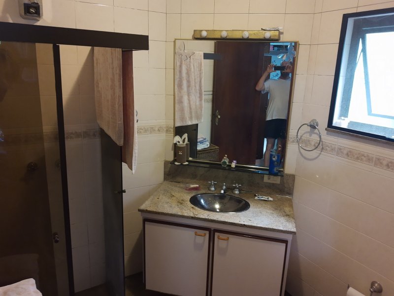 Casa à venda Vila São José com 278m² e 4 quartos por R$ 950.000 - 592294182-banheiro-suite-secundaria-2.jpg