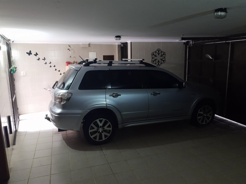 Casa à venda Vila São José com 278m² e 4 quartos por R$ 950.000 - 762649152-garagem-2.jpg