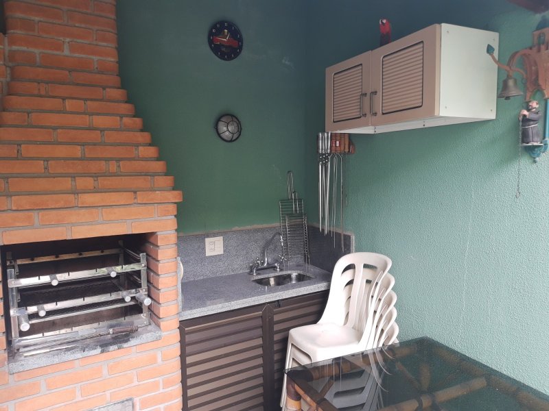 Casa à venda Vila São José com 278m² e 4 quartos por R$ 950.000 - 908523959-churrasqueira-3.jpg