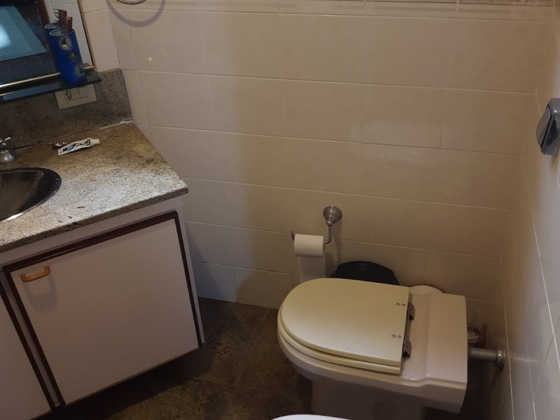 Casa à venda Vila São José com 278m² e 4 quartos por R$ 950.000 - 995943043-banheiro-suite-secundaria-1.jpg