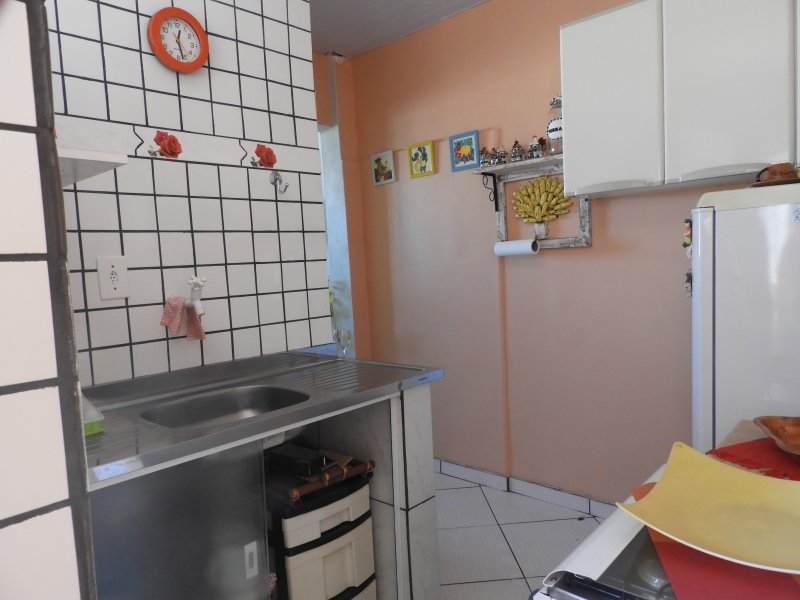 Kitnet à venda Nova Esperança com 25m² e 1 quarto por R$ 80.000 - 716087505-dscn0177.JPG
