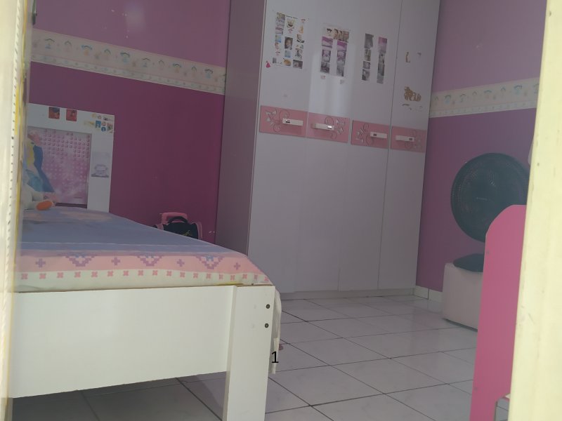 Casa à venda Sapucaia com 180m² e 5 quartos por R$ 220.000 - 622243844-1o-andar-quarto-1-a.jpg