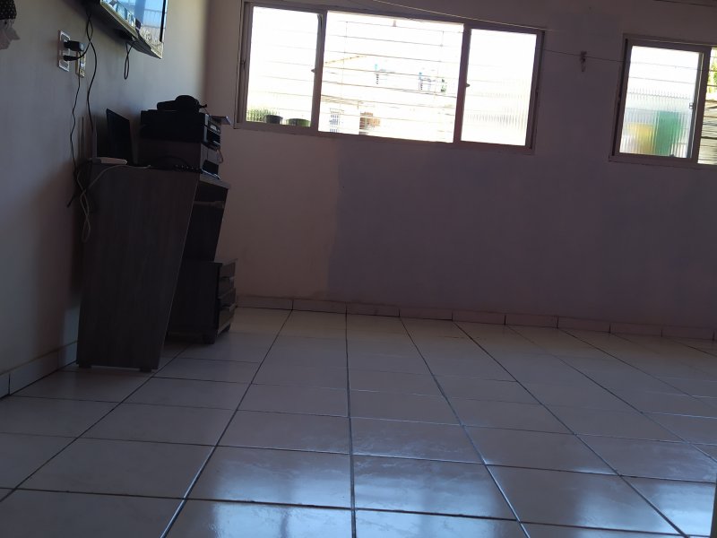 Casa à venda Sapucaia com 180m² e 5 quartos por R$ 220.000 - 93906013-1o-andar-area-de-servico-b.jpg