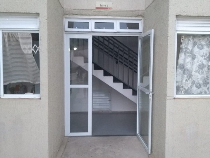 Apartamento à venda Alto Petrópolis com 42m² e 2 quartos por R$ 150 - 1590133396-img-20200330-wa0027.jpg